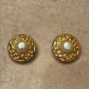 Fendi Elegant Gold with Pearl Earrings